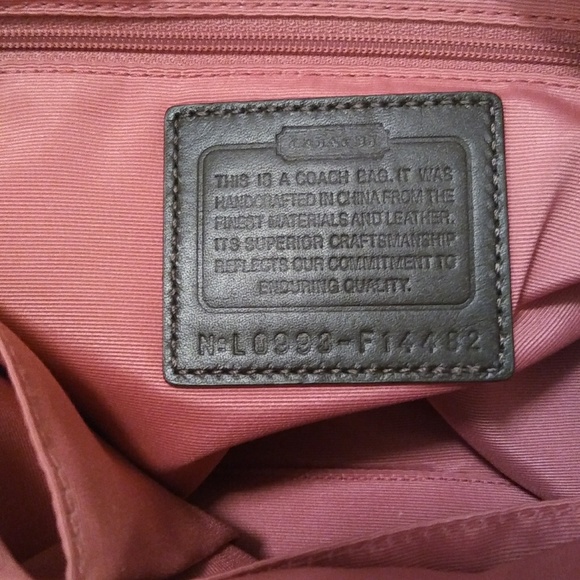 (NEW) Coach Purse - Picture 4 of 8
